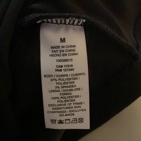 Dynamite Cross front crop top - Size Medium - Picture 7 of 7